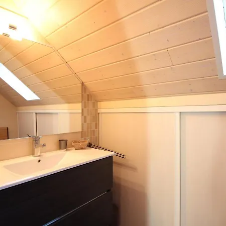 : 4 Avec Garage Et Terrasse - Fr-1-608-223 * Mont-Dore